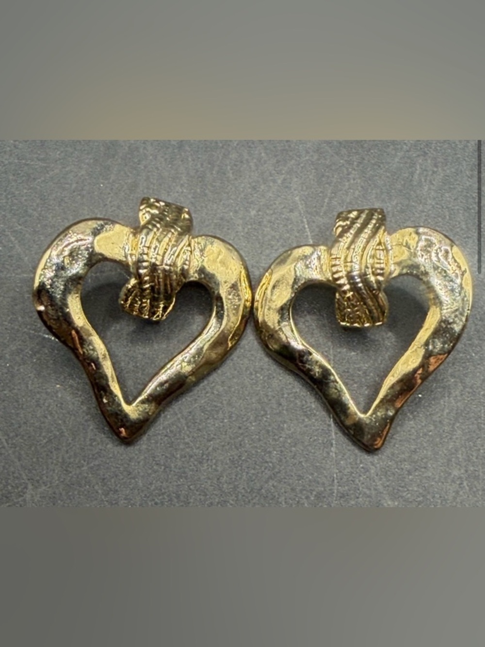 Vintage Hammered Gold Tone Metal Heart Earrings, Cute Coquette Jewelry